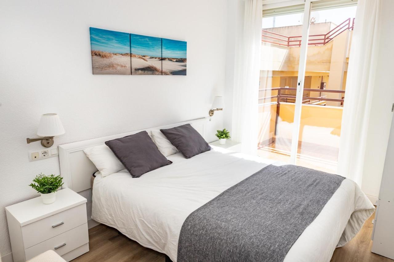 Apartamento Sereno 3 - Piscina, Garaje, Terraza Y Playa Los Canos De Meca Bagian luar foto