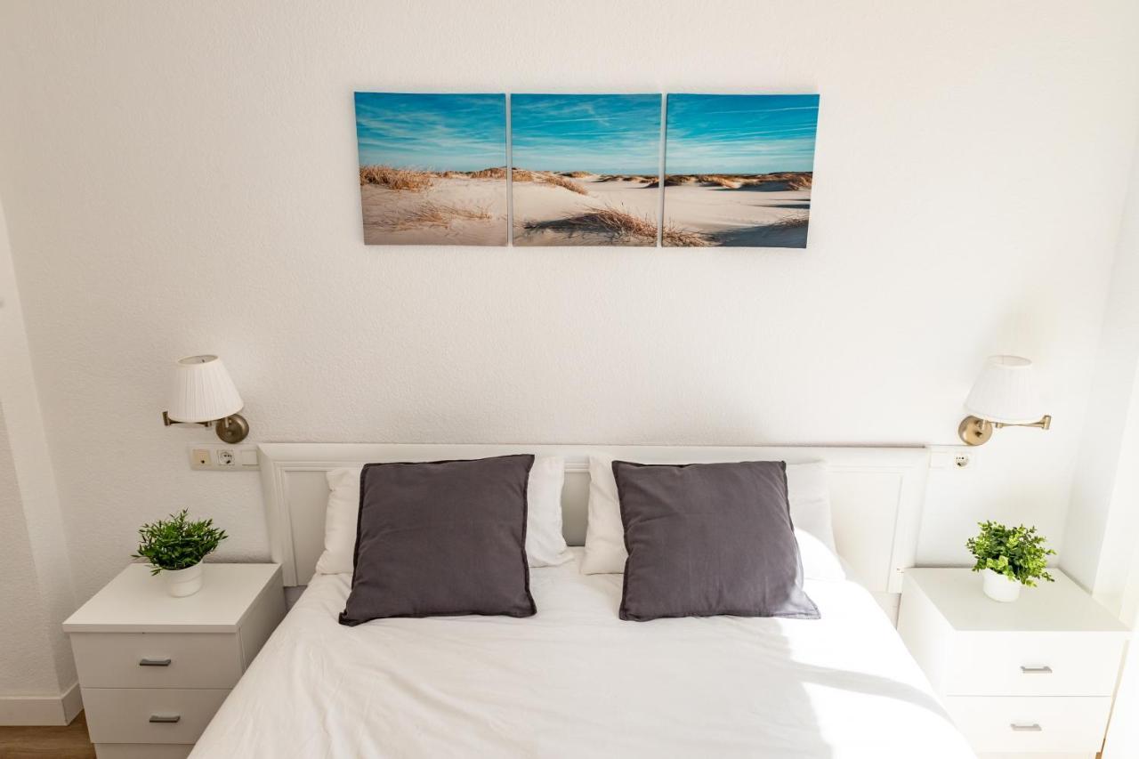 Apartamento Sereno 3 - Piscina, Garaje, Terraza Y Playa Los Canos De Meca Bagian luar foto
